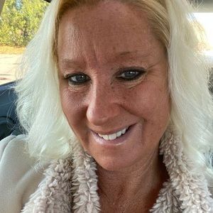 Meet your Posher, Gina